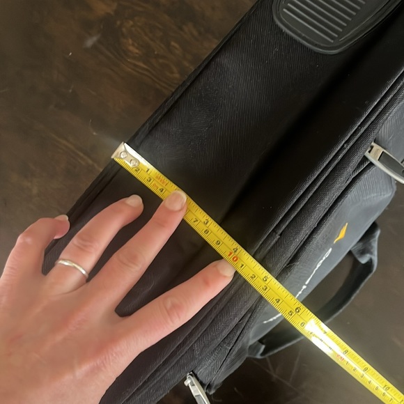 Neotech 17” Checkpoint Friendly Laptop Bag - Picture 16 of 16